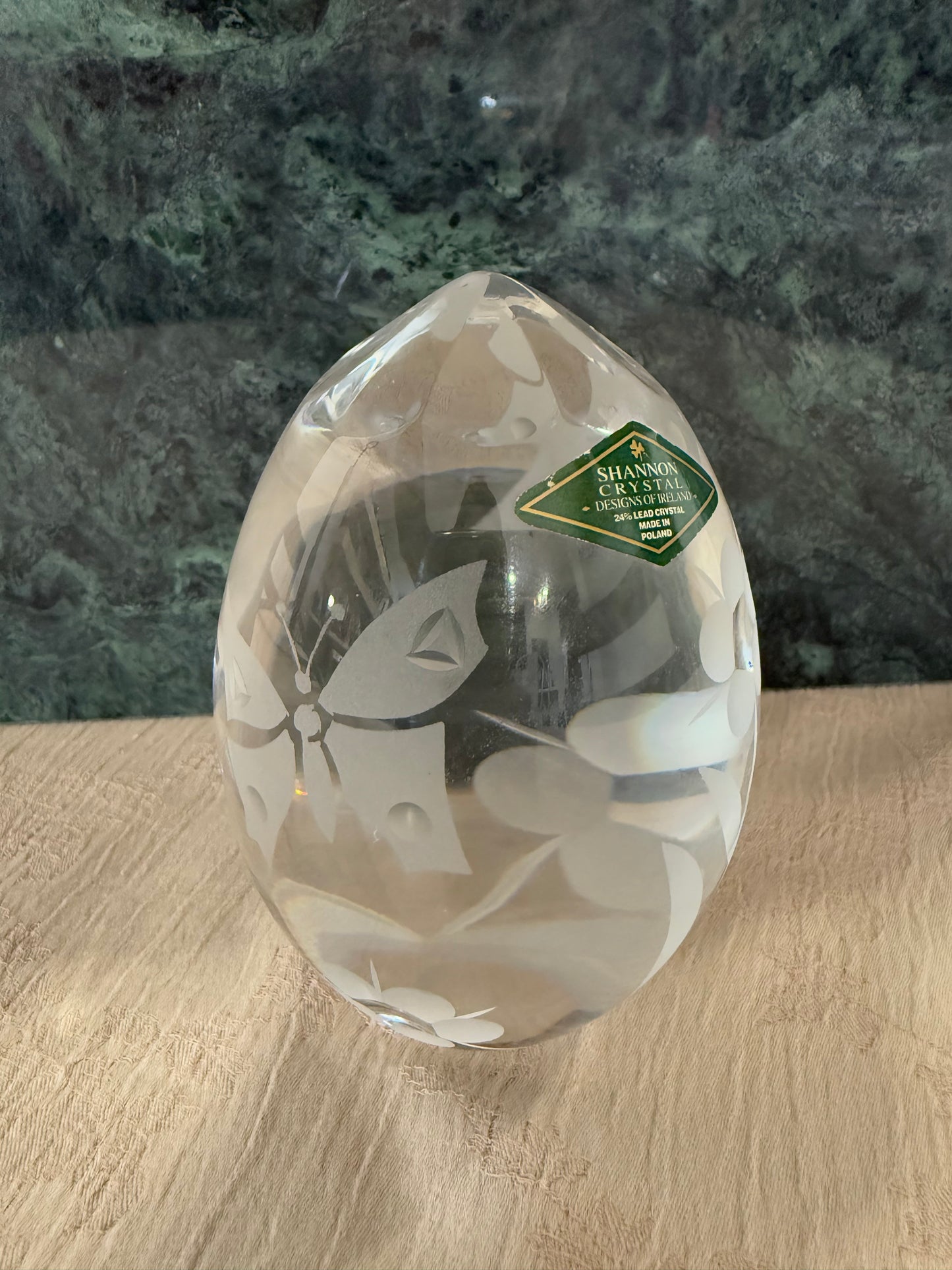 🦋 Shannon Crystal Butterfly Engraved Lead Crystal Sculpture

A Timeless Symbol of Transformation, Beauty, and Legacy